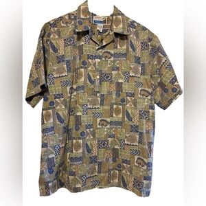 Makapuu Sportswear Hawaiian Men's Green and Blue Patterned Shirt XL